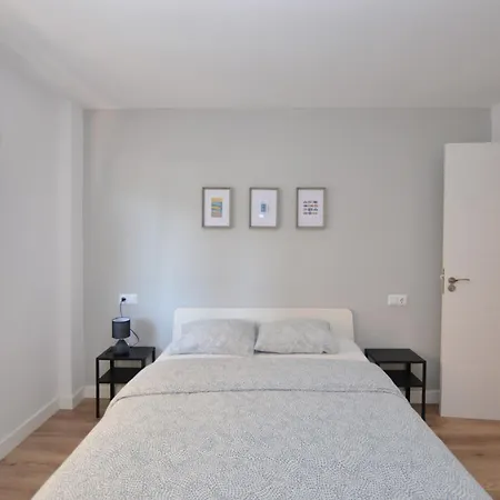 Apartament Segadas *